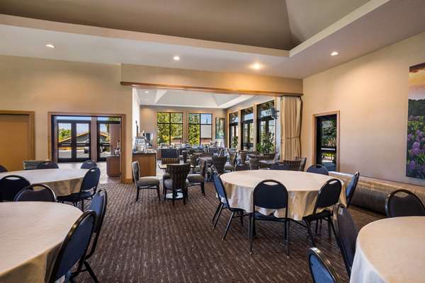 Amenities - Best Western Windsor Inn Ashland - I-5, Exit 14