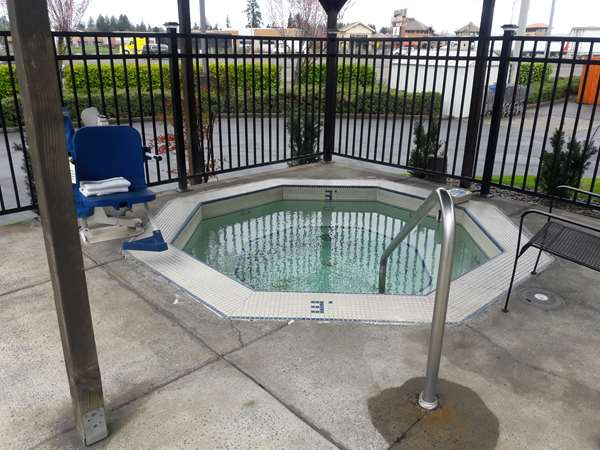 Spa - Best Western Woodburn Hotel - I-5, Exit 271
