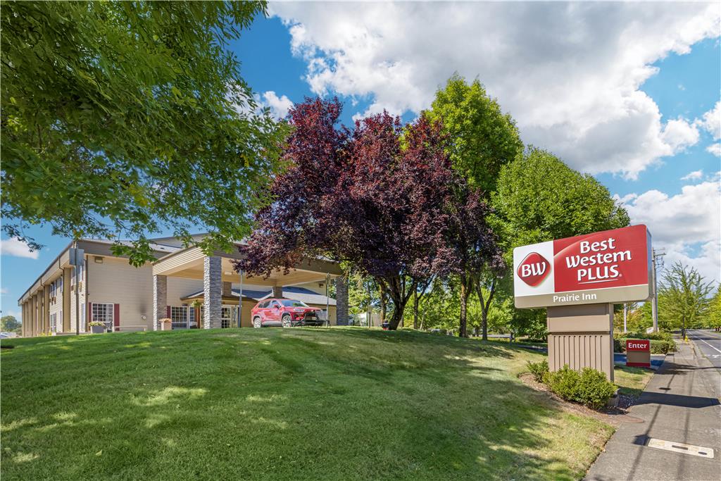 Best Western Plus Prairie Inn