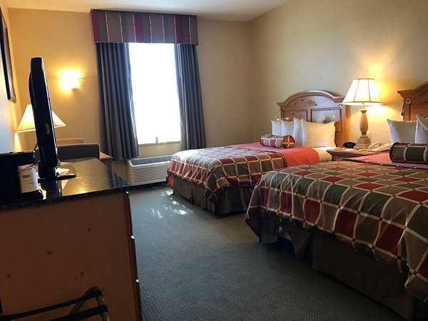  - Best Western Plus Revere Inn & Suites Paradise
