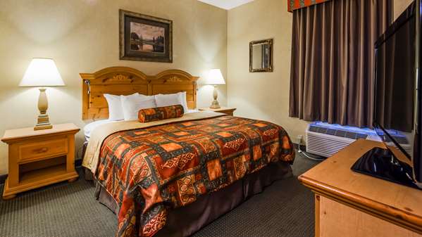 Suite - Best Western Plus Revere Inn & Suites Paradise