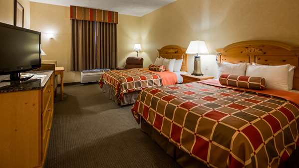  - Best Western Plus Revere Inn & Suites Paradise