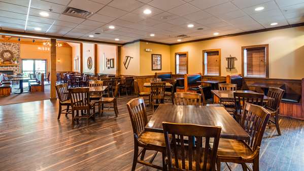 Restaurant - Best Western Plus Intercourse Village Inn & Suites