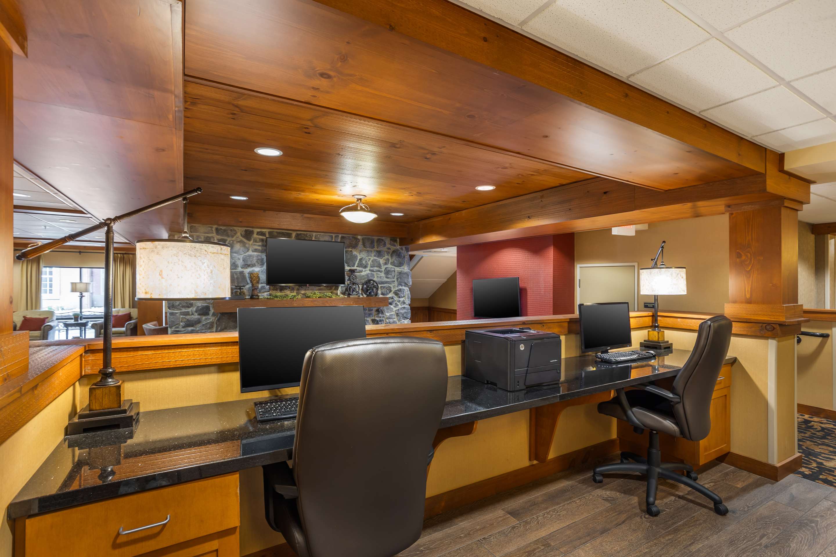 Business Center | Best Western Plus Intercourse Village Inn & Suites