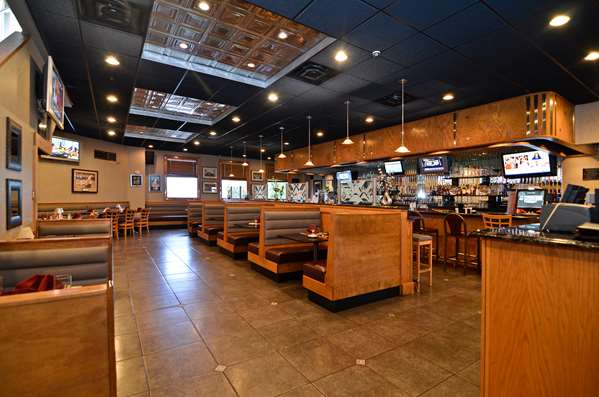 Bar - Best Western Plus Concordville Hotel Glen Mills