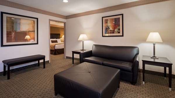 Suite - Best Western Plus Concordville Hotel Glen Mills