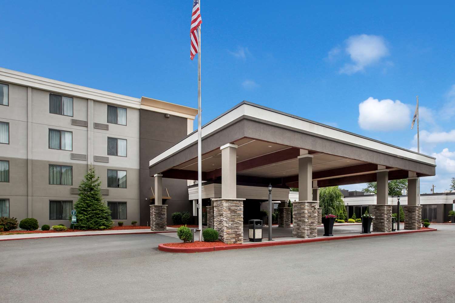 Best Western Hunt's Landing Hotel Matamoras Milford, PA See Discounts