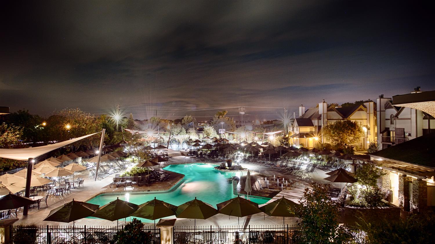 Eden Resort & Suites Lancaster, PA See Discounts