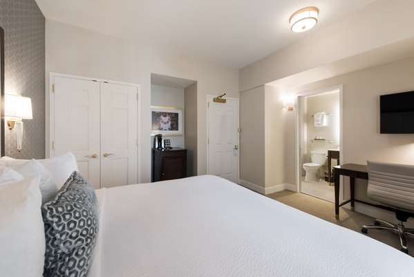  - Best Western Plus Independence Park Hotel - I-95, Exit 22