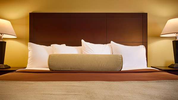  - Best Western Plus Executive Inn St Marys