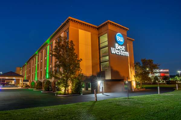 Exterior view - Best Western Inn Fort Washington