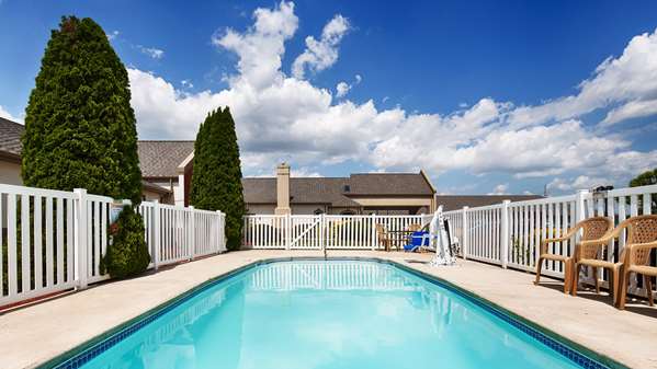 Pool - Best Western Chambersburg Hotel - I-81, Exit 16