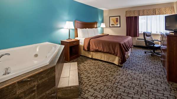 Suite - Best Western Chambersburg Hotel - I-81, Exit 16