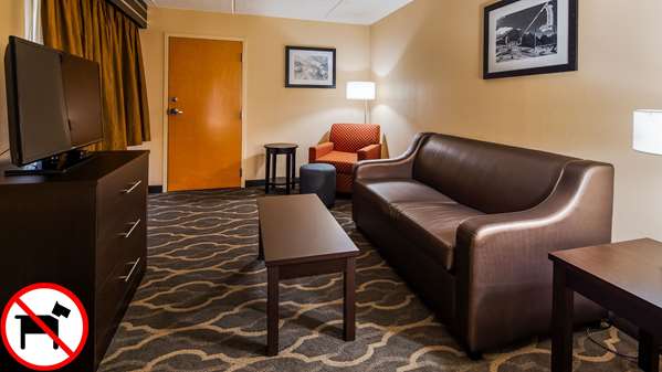 Suite - Best Western Inn Blakeslee - I-80, Exit 284