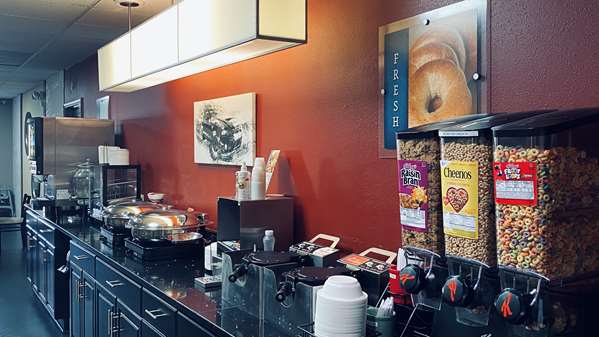 Amenities - Best Western Carlisle Hotel - I-76, Exit 226