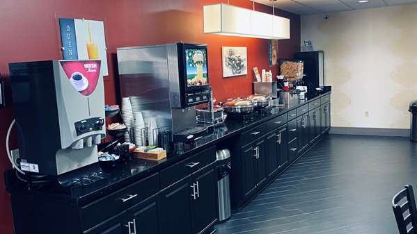 Amenities - Best Western Carlisle Hotel - I-76, Exit 226