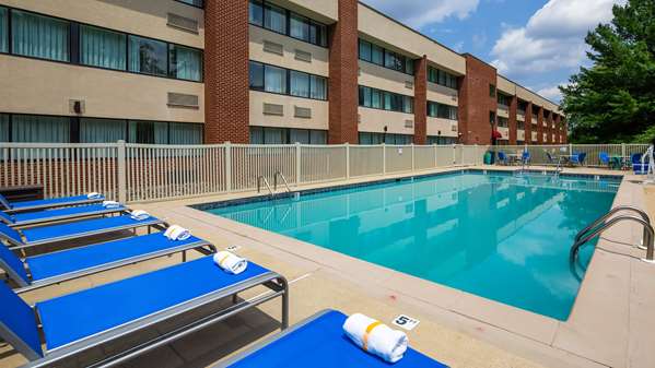 Pool - Best Western Plus Reading Inn & Suites Shillington