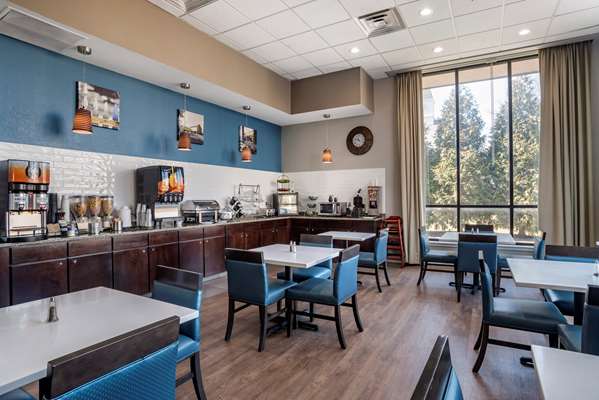Amenities - Best Western Plus Philadelphia at Widener University Chester - I-95, Exit 6
