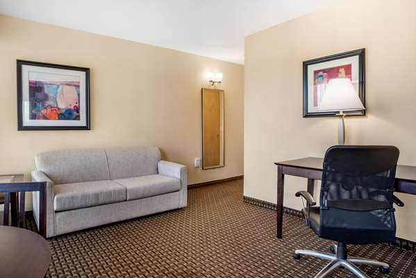  - Best Western Plus Philadelphia at Widener University Chester - I-95, Exit 6