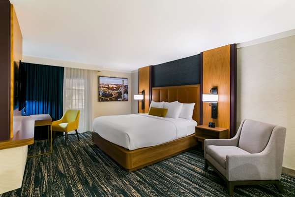  - Best Western Premier Central Hotel Harrisburg - I-83, Exit 47