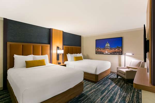  - Best Western Premier Central Hotel Harrisburg - I-83, Exit 47