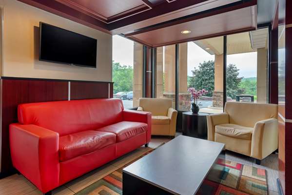  - Best Western Plus Poconos Hotel Tannersville