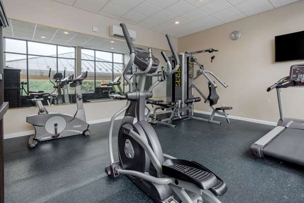 Fitness/ Exercise Room - Best Western Plus Poconos Hotel Tannersville