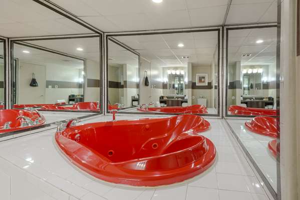  - Best Western Plus Poconos Hotel Tannersville