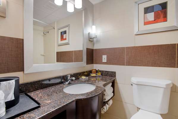  - Best Western Plus Poconos Hotel Tannersville