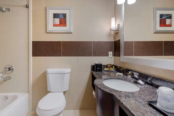  - Best Western Plus Poconos Hotel Tannersville