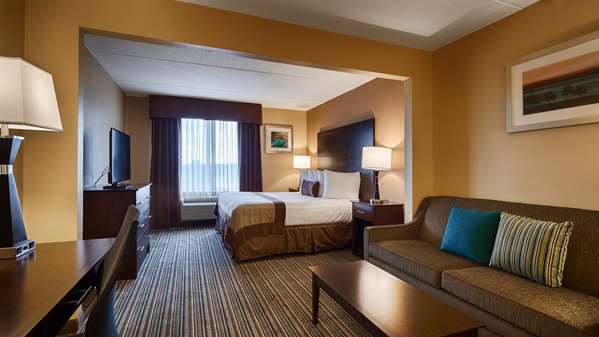  - Best Western Plus Harrisburg Hotel