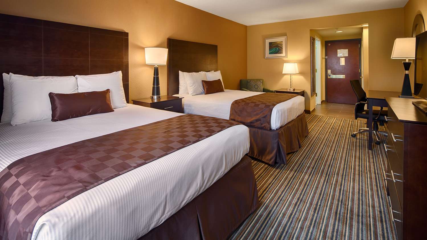 Best Western Plus Harrisburg Hotel, PA - See Discounts