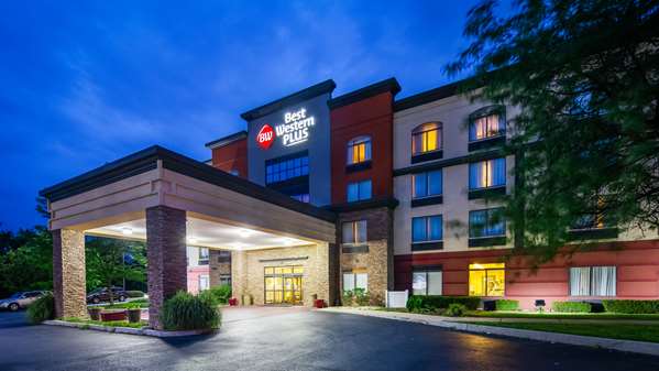 Exterior view - Best Western Plus Harrisburg Hotel