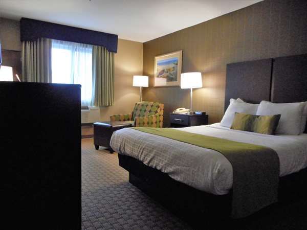  - Best Western Airport Inn Warwick