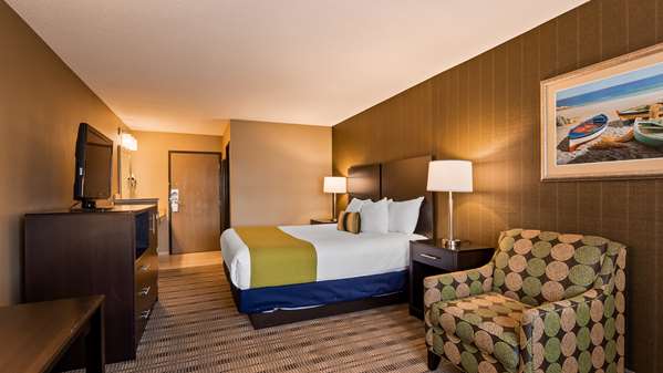  - Best Western Airport Inn Warwick