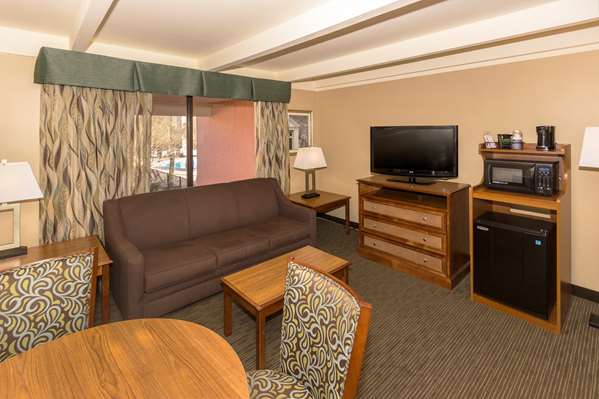 Suite - Best Western Inn West Ashley Charleston