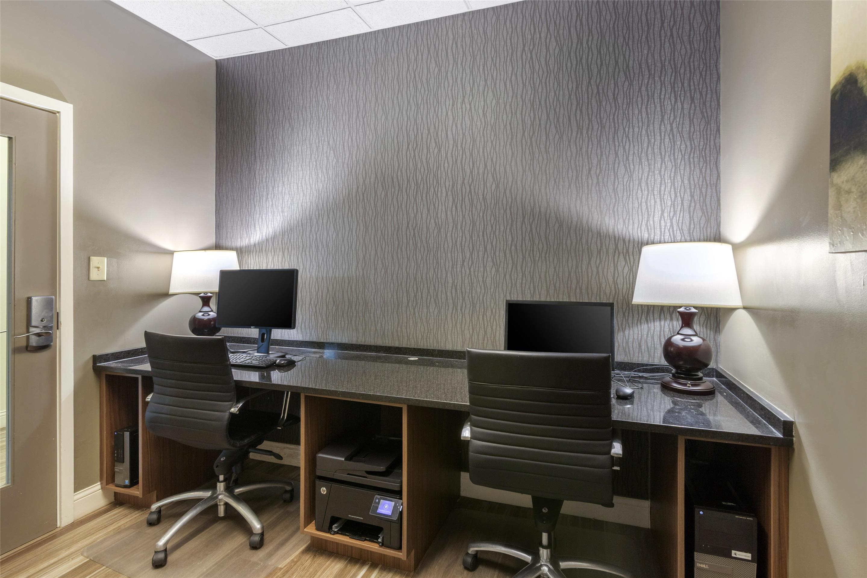 BW Business Center | Best Western Charleston Inn