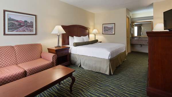  - Best Western Point South Hotel - I-95, Exit 33