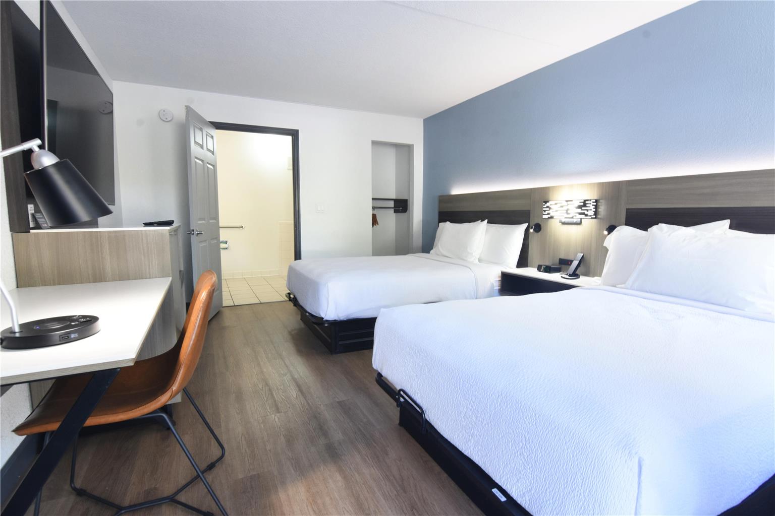 Best Western Point South-guestroom-Guest Room,On-Site.jpg