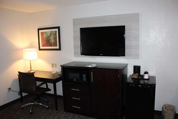  - Best Western Magnolia Inn & Suites Ladson - I-26, Exit 203