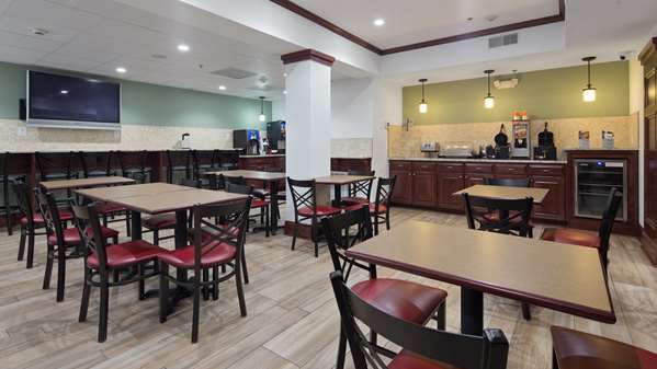 Amenities - Best Western Hotel Patriots Point Mt Pleasant