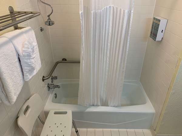  - Best Western Greenville Airport Inn - I-85, Exit 54