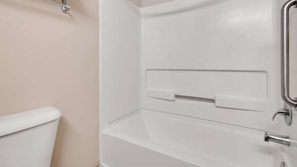  - Best Western Executive Inn Latta - I-95, Exit 181B