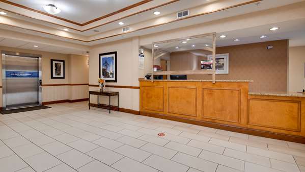  - Best Western Executive Inn Latta - I-95, Exit 181B