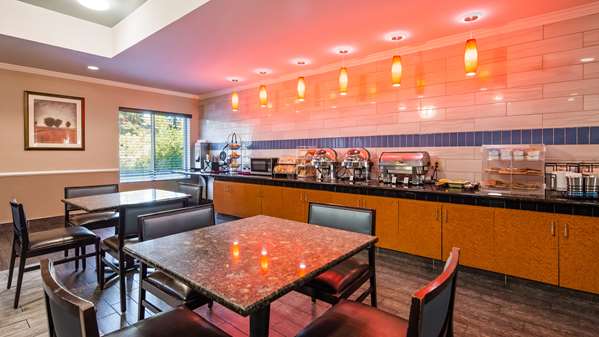 Amenities - Best Western Airport Inn & Suites North Charleston - I-26, Exit 209