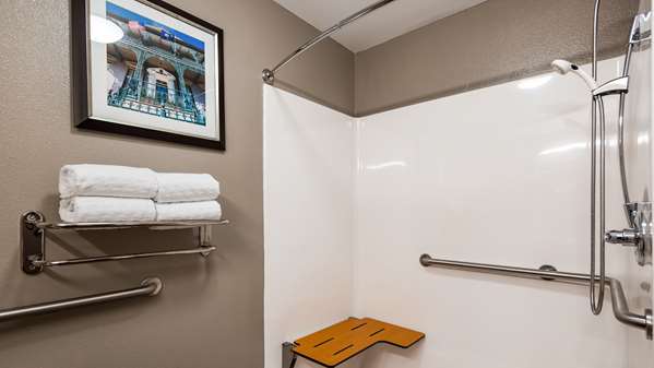  - Best Western Airport Inn & Suites North Charleston - I-26, Exit 209