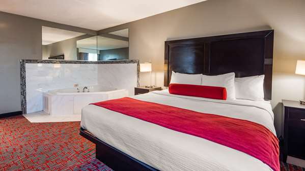 Suite - Best Western Airport Inn & Suites North Charleston - I-26, Exit 209