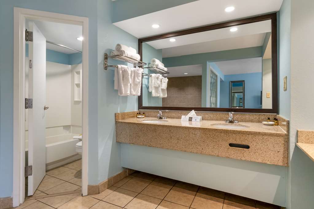 Best Western Plus Myrtle Beach @ Intracoastal-guestroom-Guest Room,Bathroom,On-Site.jpg