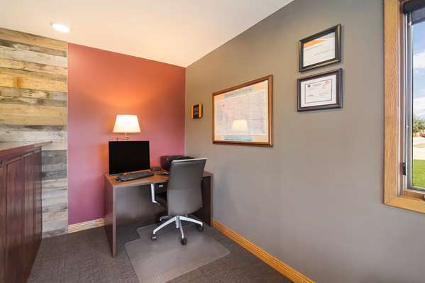 Conference Area - Best Western Graham's Motel Murdo