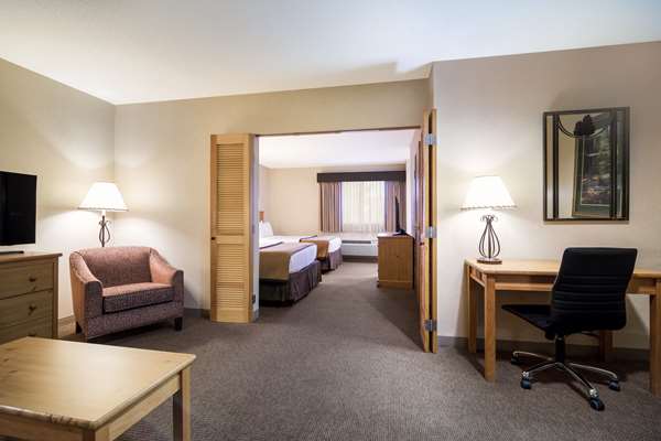  - Best Western Golden Spike Inn & Suites Hill City
